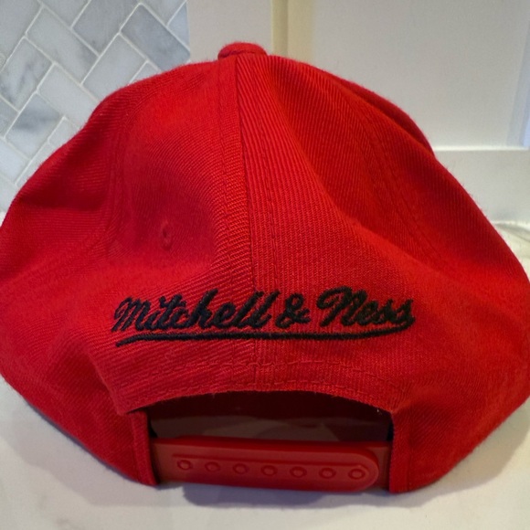 Toronto Raptors Snapback Hat - Picture 2 of 3